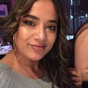 Meet your Posher, Raysa